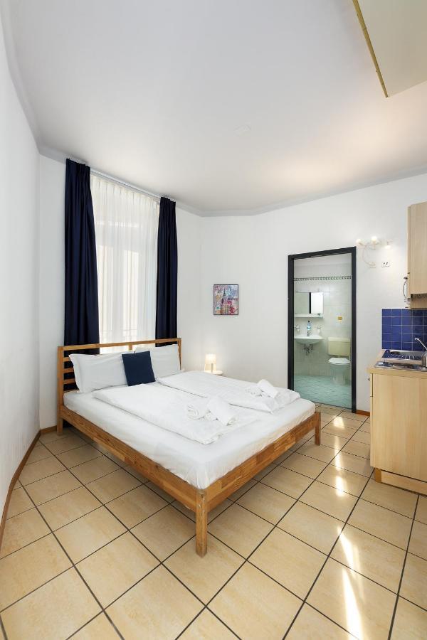 Guesthouse Lugano Apartments By Lr ภายนอก รูปภาพ