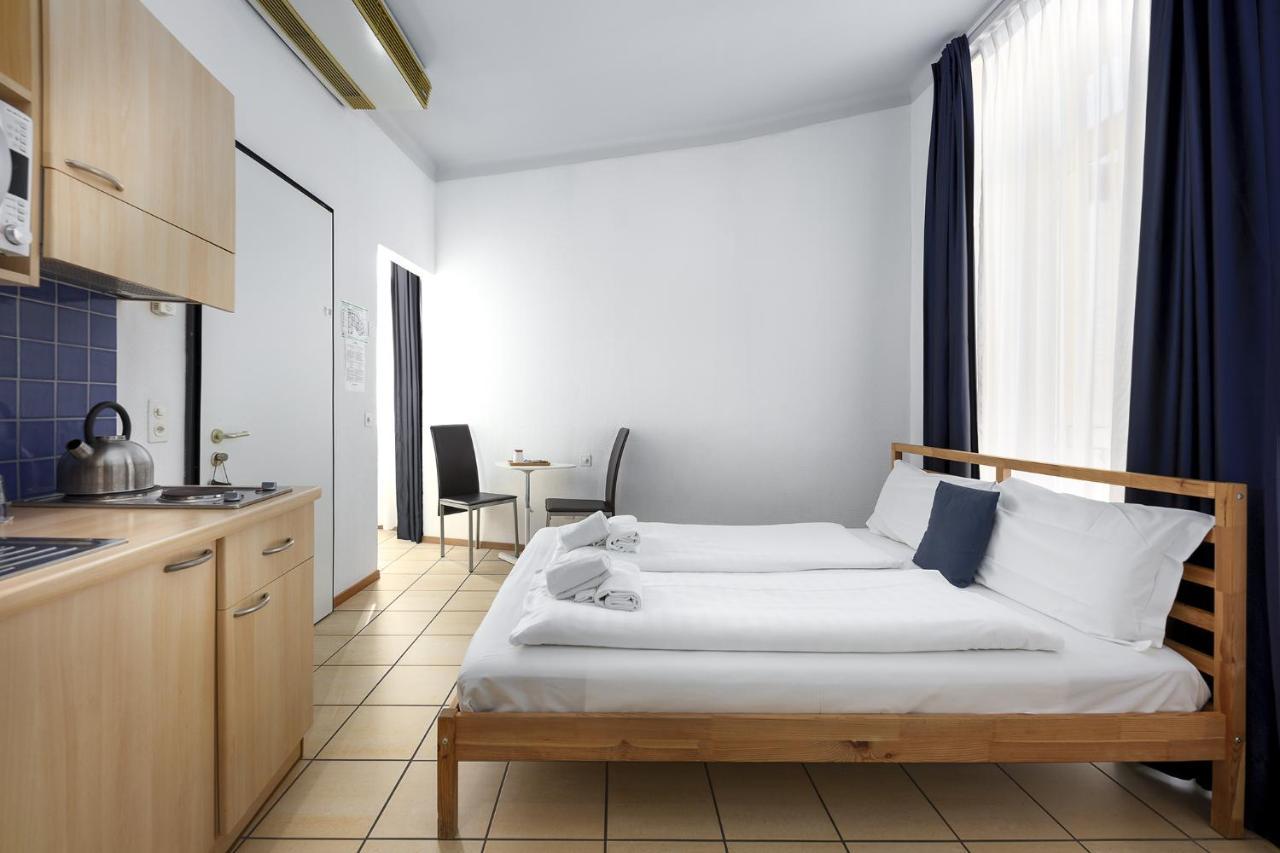 Guesthouse Lugano Apartments By Lr ภายนอก รูปภาพ